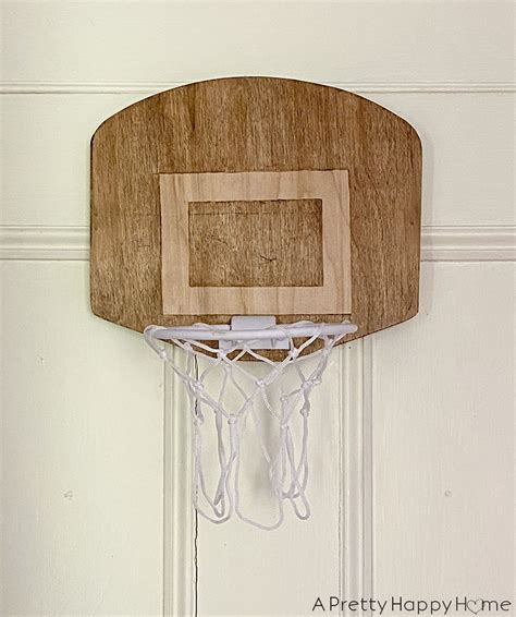 Hvordan bygge en Basketball Hoop Out of Wood
